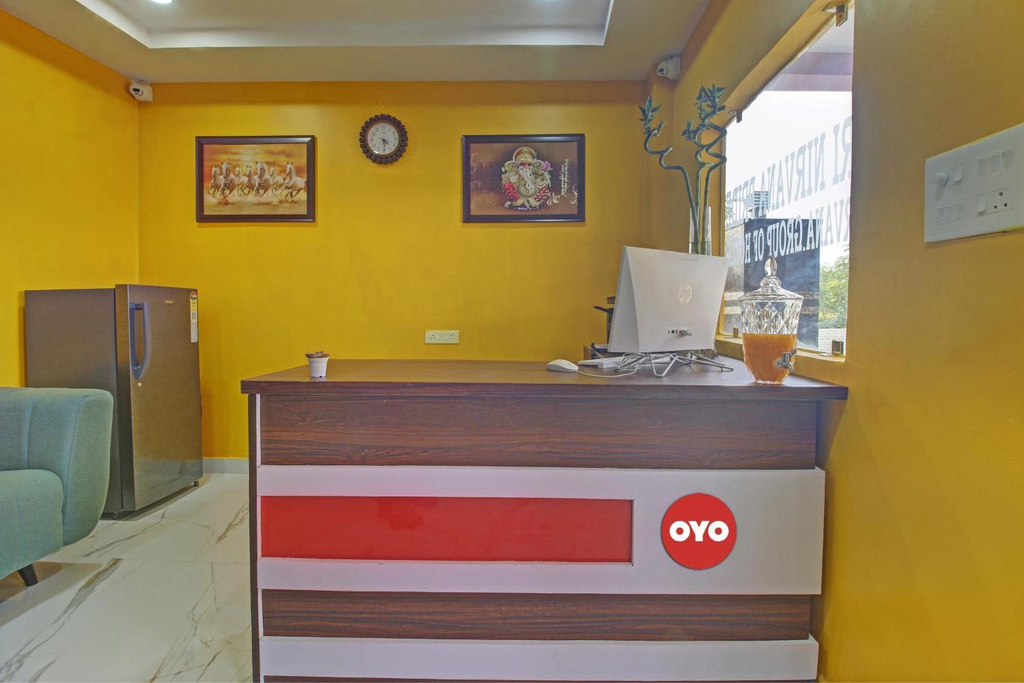 Super Hotel O Sri Nirvana Pride Ibrahimpatan Dış mekan fotoğraf