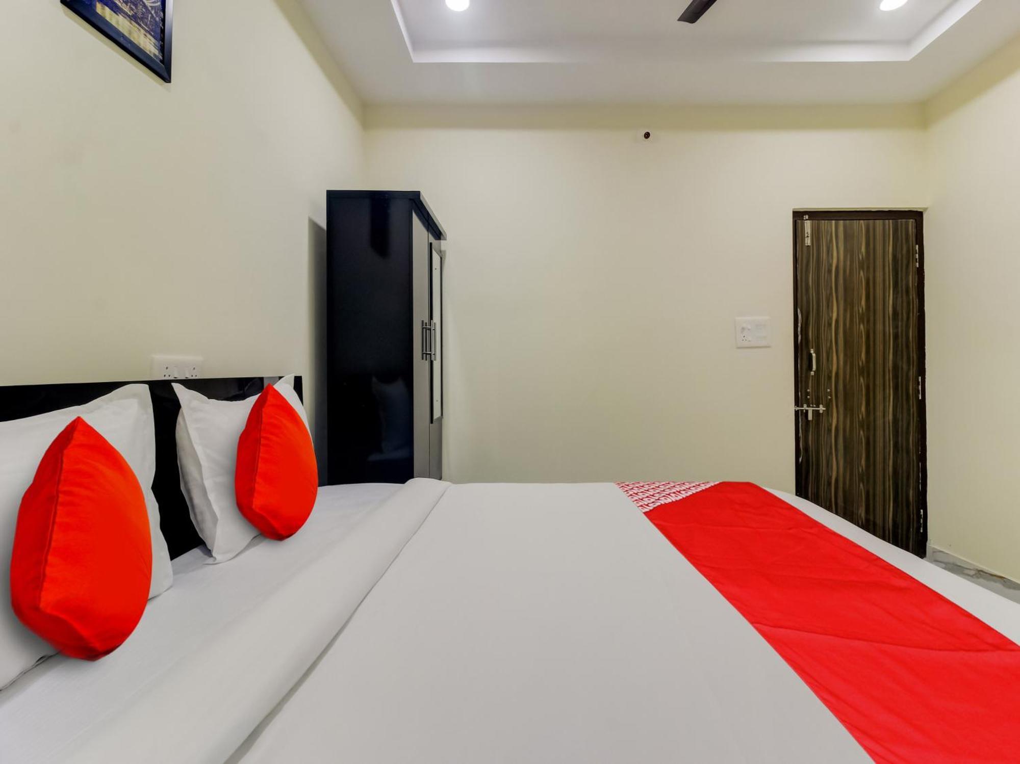 Super Hotel O Sri Nirvana Pride Ibrahimpatan Dış mekan fotoğraf